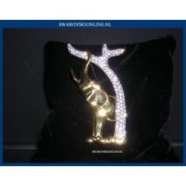 Brooch elephant