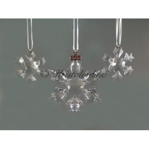 Christmas ornament 2010 set  – one large, two small