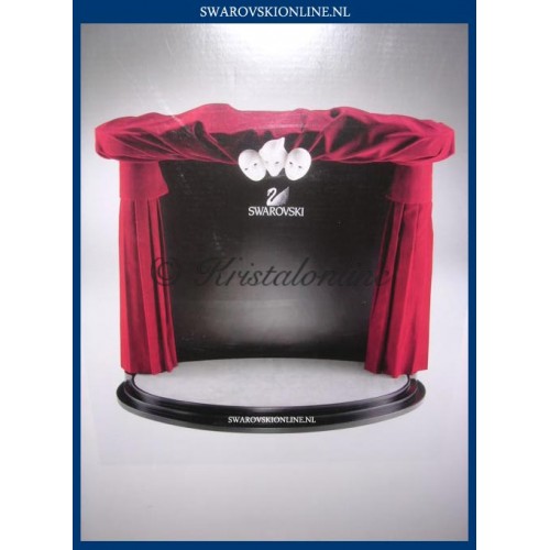 Display Theater Masquerade